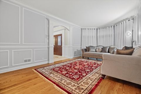 Tiny photo for 325 Williams Street, Roselle, IL 60172 (MLS # 12358525)