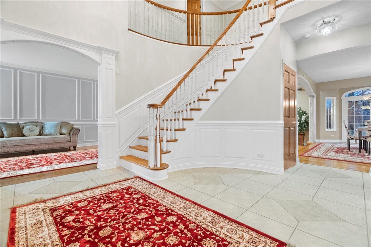 325 Williams Street