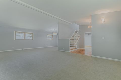 Tiny photo for 922 E Pratt Drive, Palatine, IL 60074 (MLS # 12509444)