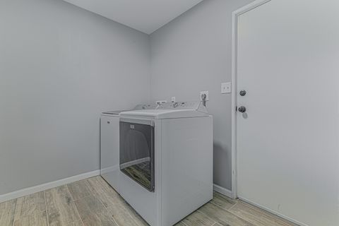 Tiny photo for 922 E Pratt Drive, Palatine, IL 60074 (MLS # 12509444)