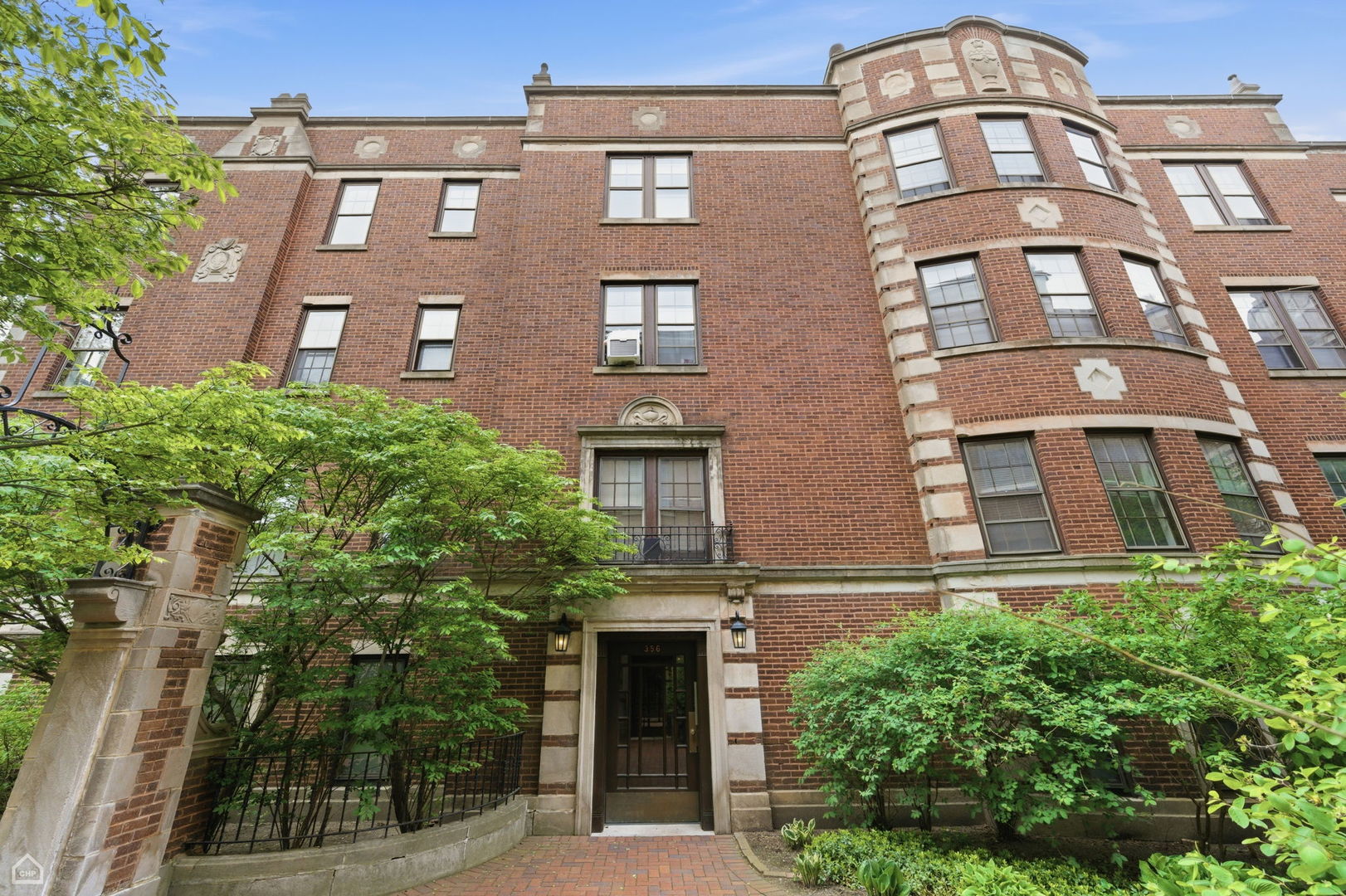 356 Ridge Avenue 6-1
