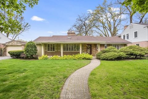 1314 S Chester Avenue Park Ridge IL 60068