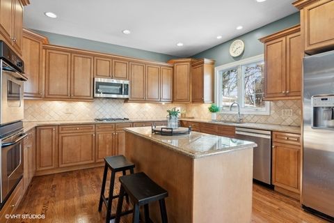 Tiny photo for 816 S Spring Road, Elmhurst, IL 60126 (MLS # 12623396)