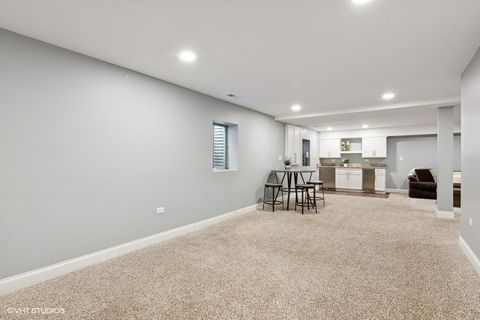 Tiny photo for 816 S Spring Road, Elmhurst, IL 60126 (MLS # 12623396)
