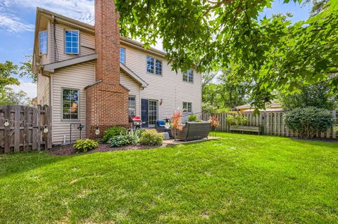 Tiny photo for 816 S Spring Road, Elmhurst, IL 60126 (MLS # 12623396)