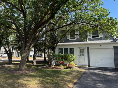 Tiny photo for 305 Cane Garden Circle, Aurora, IL 60504 (MLS # 12482487)