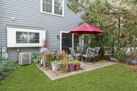 Tiny photo for 305 Cane Garden Circle, Aurora, IL 60504 (MLS # 12482487)