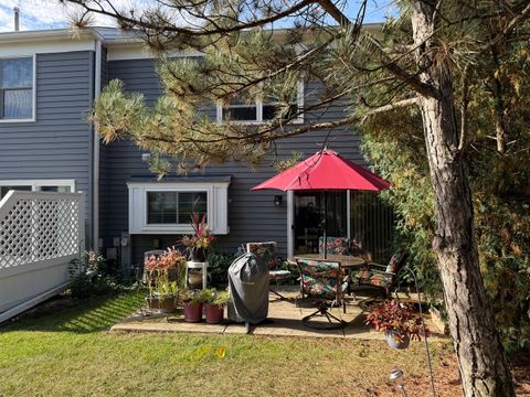 Tiny photo for 305 Cane Garden Circle, Aurora, IL 60504 (MLS # 12482487)