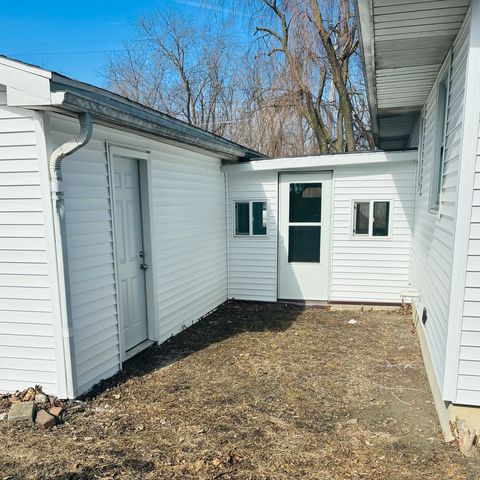 Tiny photo for 121 N West Street, Gibson City, IL 60936 (MLS # 12562487)