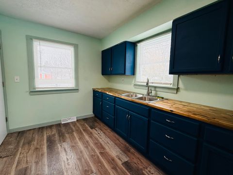 Tiny photo for 121 N West Street, Gibson City, IL 60936 (MLS # 12562487)