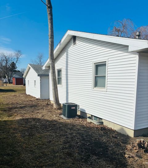 Tiny photo for 121 N West Street, Gibson City, IL 60936 (MLS # 12562487)