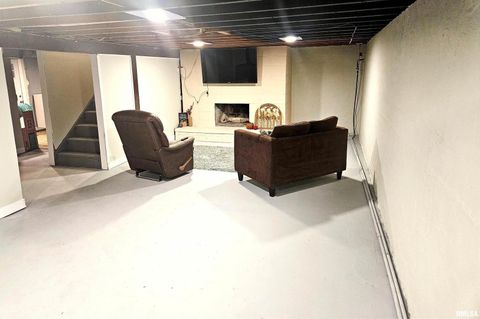 Tiny photo for 803 Maas Road, Quincy, IL 62305 (MLS # QC4268658)