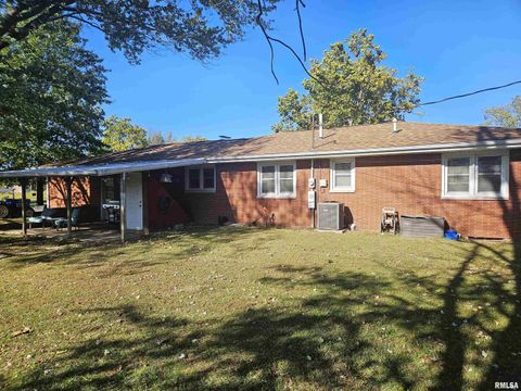 Tiny photo for 803 Maas Road, Quincy, IL 62305 (MLS # QC4268658)