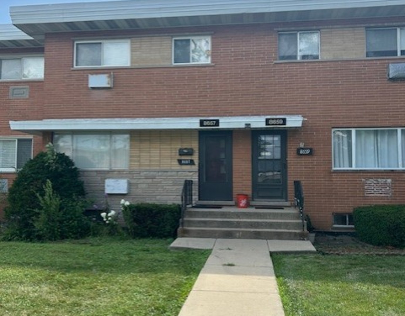8657 Gregory Lane 7