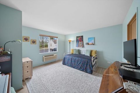 Tiny photo for 1624 Mcclure Road #1624, Aurora, IL 60505 (MLS # 12620843)