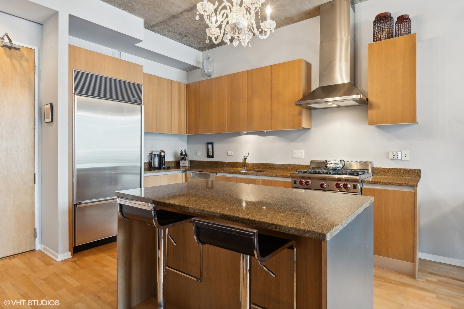 600 N Fairbanks Court 1306