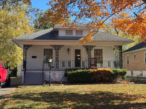 Photo of 532 N Washington Street, Duquoin, IL 62823 (MLS # 12558258)