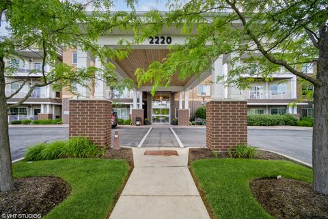Photo of 2220 Founders Drive #116, Northbrook, IL 60062 (MLS # 12455027)
