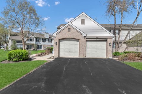 Tiny photo for 1960 HERON Avenue #B, Schaumburg, IL 60193 (MLS # 12628023)