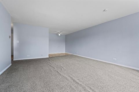 Tiny photo for 1475 Rebecca Drive #217, Hoffman Estates, IL 60169 (MLS # 12521336)