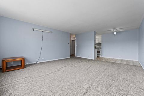 Tiny photo for 1475 Rebecca Drive #217, Hoffman Estates, IL 60169 (MLS # 12521336)