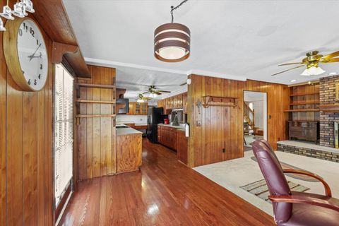 Tiny photo for 2761 County Road 1700 N, Ogden, IL 61859 (MLS # 12432651)