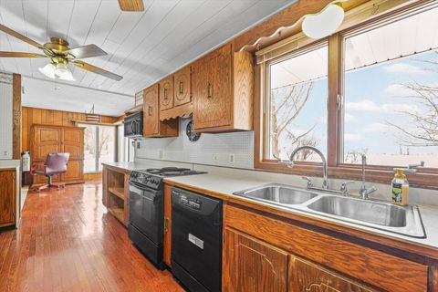 Tiny photo for 2761 County Road 1700 N, Ogden, IL 61859 (MLS # 12432651)