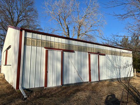 Tiny photo for 2761 County Road 1700 N, Ogden, IL 61859 (MLS # 12432651)