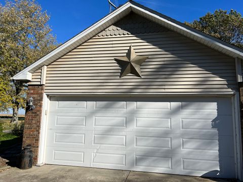 Tiny photo for 2761 County Road 1700 N, Ogden, IL 61859 (MLS # 12432651)