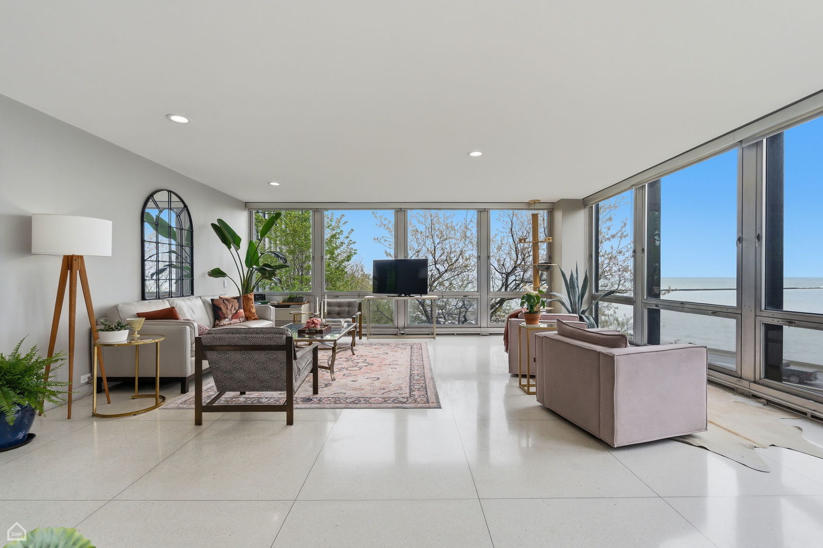 860 N LAKE SHORE Drive 3K