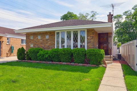 Photo of 109 Rice Avenue, Bellwood, IL 60104 (MLS # 12670816)