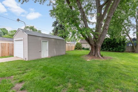 Tiny photo for 428 Ingleside Avenue, Aurora, IL 60506 (MLS # 12656604)