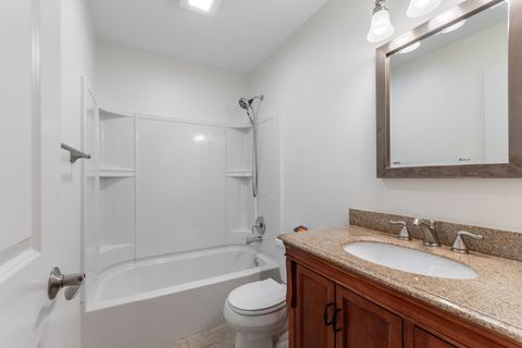 Tiny photo for 428 Ingleside Avenue, Aurora, IL 60506 (MLS # 12656604)