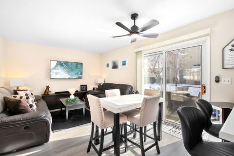 Tiny photo for 1879 Independence Court, Gurnee, IL 60031 (MLS # 12563256)