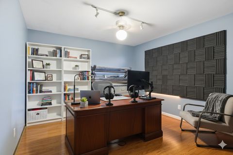 Tiny photo for 18341 Poplar Avenue, Homewood, IL 60430 (MLS # 12534987)