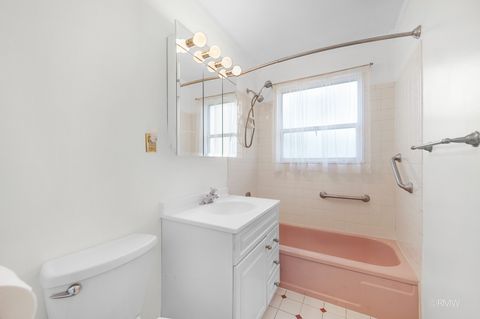 Tiny photo for 2303 Fulle Street, Rolling Meadows, IL 60008 (MLS # 12517333)