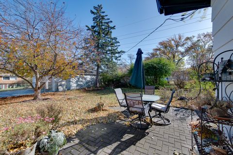 Tiny photo for 2303 Fulle Street, Rolling Meadows, IL 60008 (MLS # 12517333)