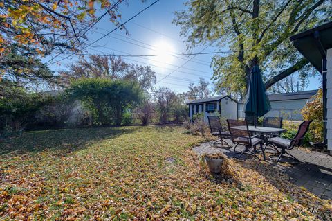 Tiny photo for 2303 Fulle Street, Rolling Meadows, IL 60008 (MLS # 12517333)