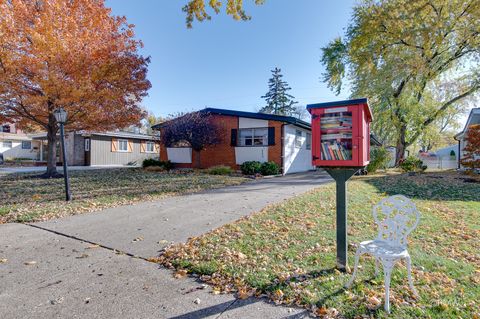 Tiny photo for 2303 Fulle Street, Rolling Meadows, IL 60008 (MLS # 12517333)