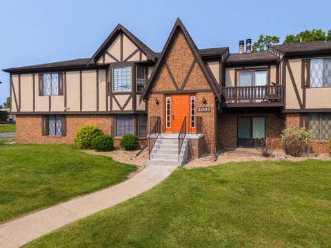Tiny photo for 2003 Tracy Drive #1, Bloomington, IL 61704 (MLS # 12678897)