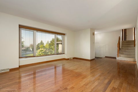 Tiny photo for 163 S Circle Avenue, Bloomingdale, IL 60108 (MLS # 12787707)