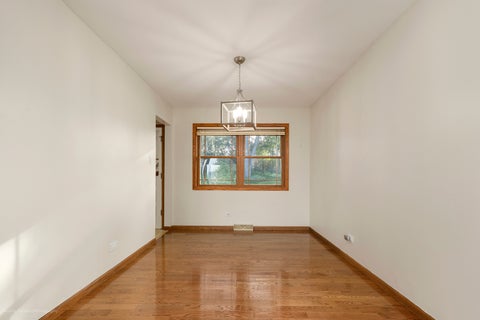 Tiny photo for 163 S Circle Avenue, Bloomingdale, IL 60108 (MLS # 12787707)