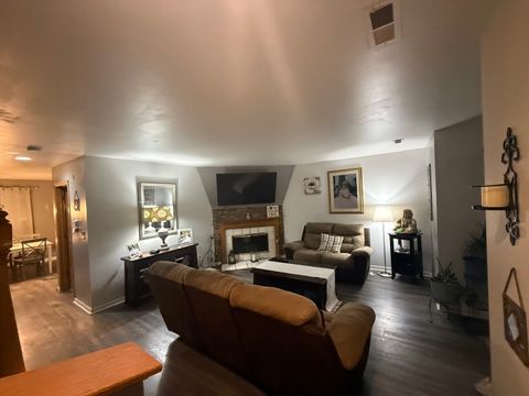 Tiny photo for 713 Saybrook Court, Romeoville, IL 60446 (MLS # 12479385)