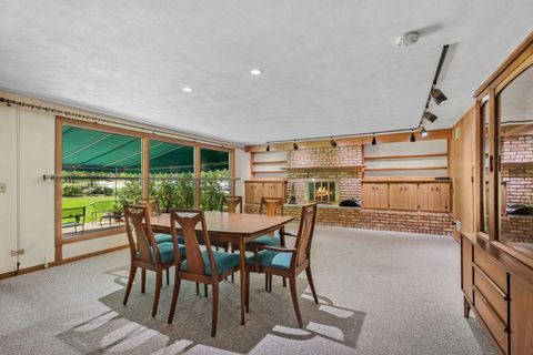 Tiny photo for 104 E Elm Street, Wheaton, IL 60189 (MLS # 12472625)