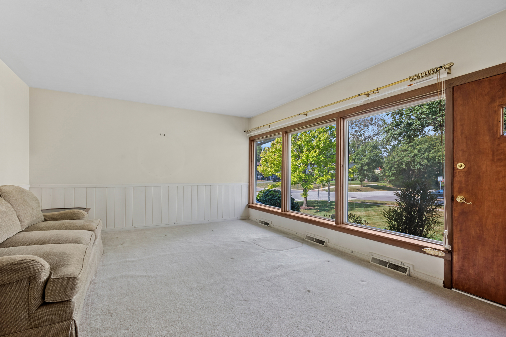 104 E Elm Street