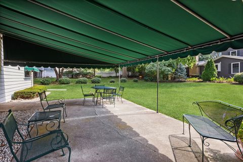 Tiny photo for 104 E Elm Street, Wheaton, IL 60189 (MLS # 12472625)