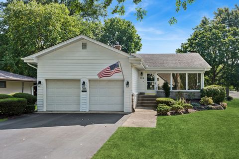 Photo of 104 E Elm Street, Wheaton, IL 60189 (MLS # 12472625)