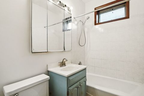 Tiny photo for 5459 S Ingleside Avenue #2S, Chicago, IL 60615 (MLS # 12493370)