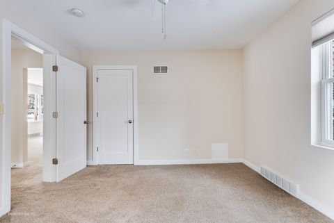 Tiny photo for 226 Charlotte Place, Mundelein, IL 60060 (MLS # 12545334)