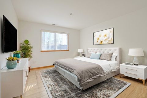 Tiny photo for 881 N Swift Road #206, Addison, IL 60101 (MLS # 12616259)